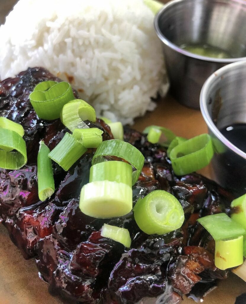 Boleh Lah Restaurant malaisien Lyon - Char Siu - le porc tendre, laqué et relevé par sa sauce citronnelle gingembre